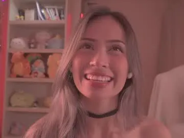 Chat with soficb on Sexloom